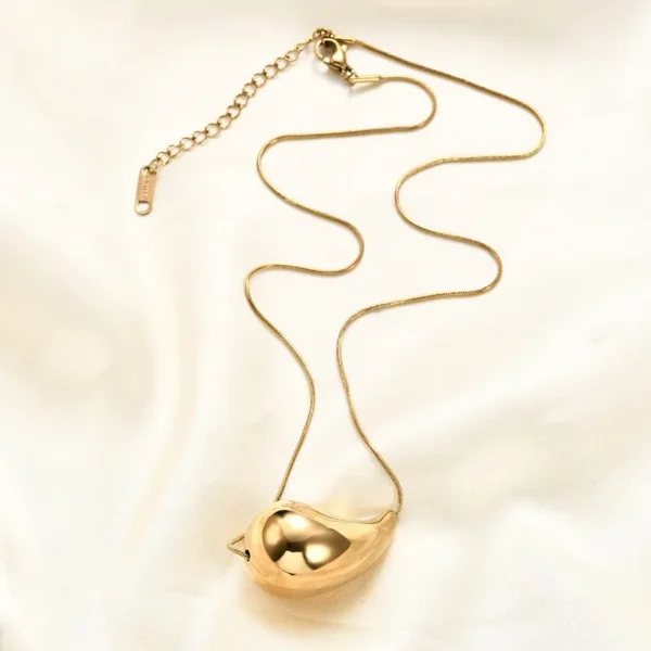 DROP NECKLACE