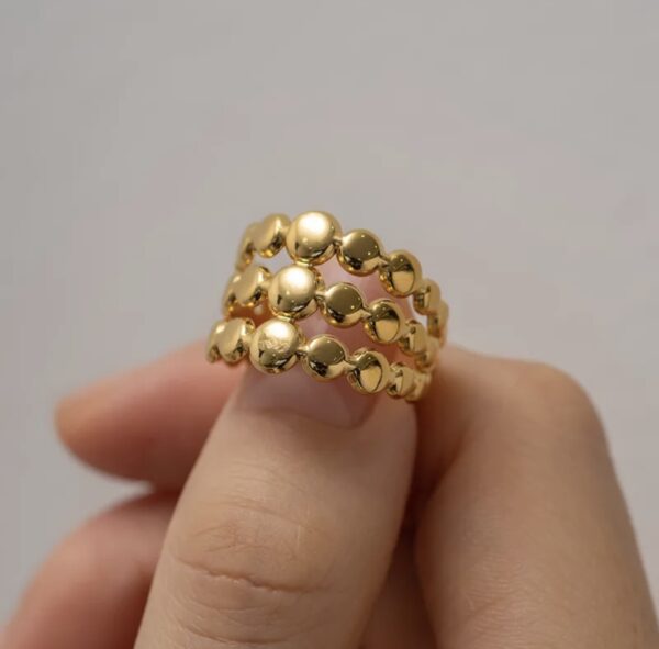 Delia adjustable ring